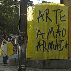 arte à mão armada_04_hires_JL 2_menu.jpg